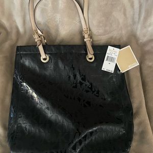 Michael Kors Jet set black tote